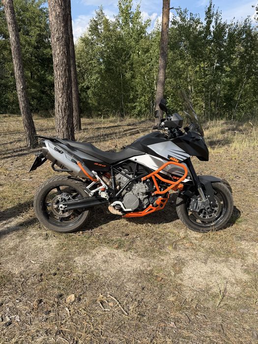 KTM 990 Supermoto