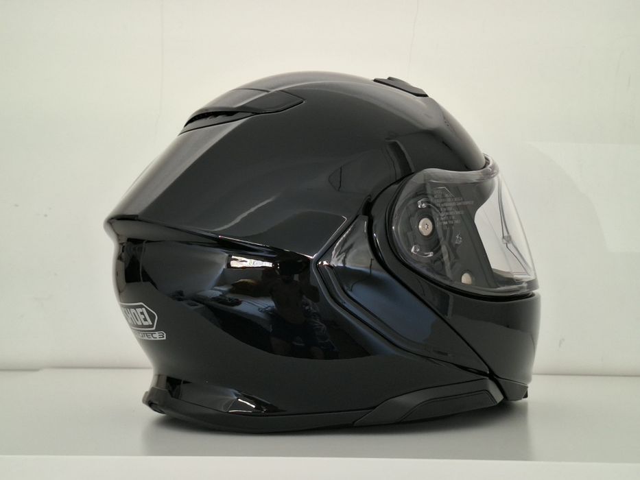 Capacete Shoei Neotec 3 (Preto) - Tamanho M - Como Novo (Garantia 4 anos)