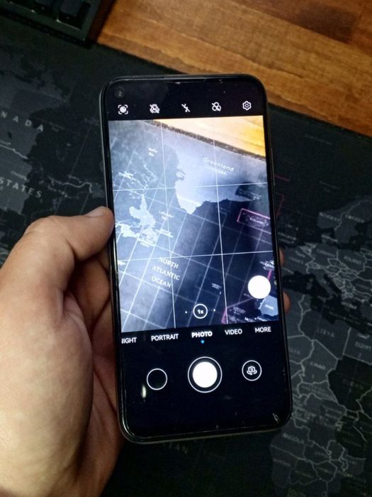 Смартфон Huawei P40 Lite