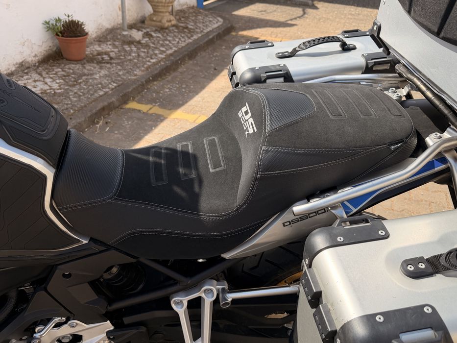 Banco JNSeats para Voge 900