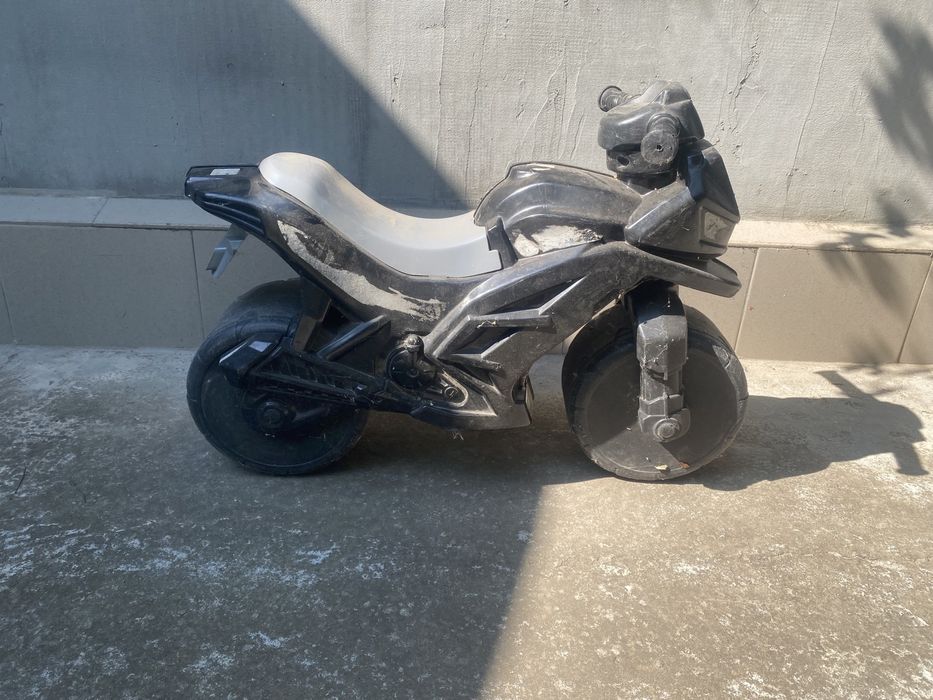 Дитячий мотоцикл толокар