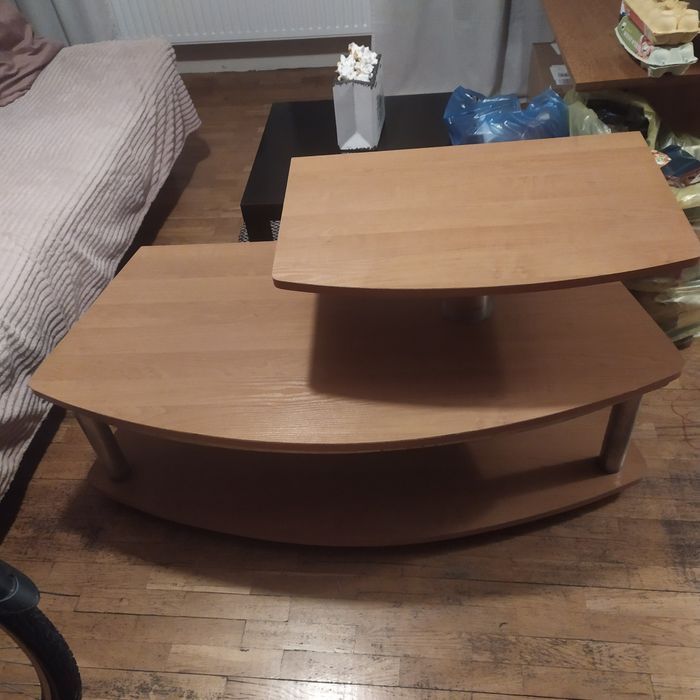 Stolik RTV obrotowy z drewna bukowego