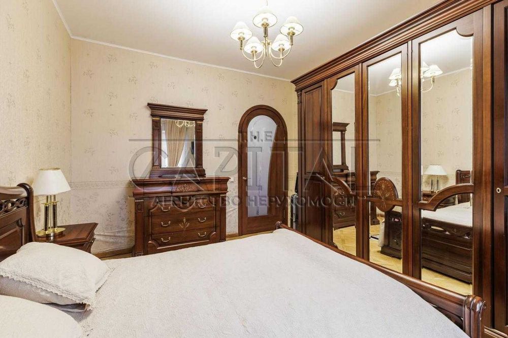 Продажа квартиры, ул. Дмитриевская, Центр