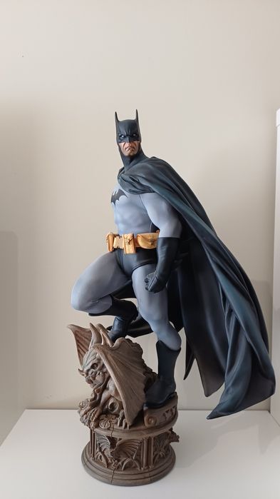 Batman DC Premium Format Sideshow Collectible