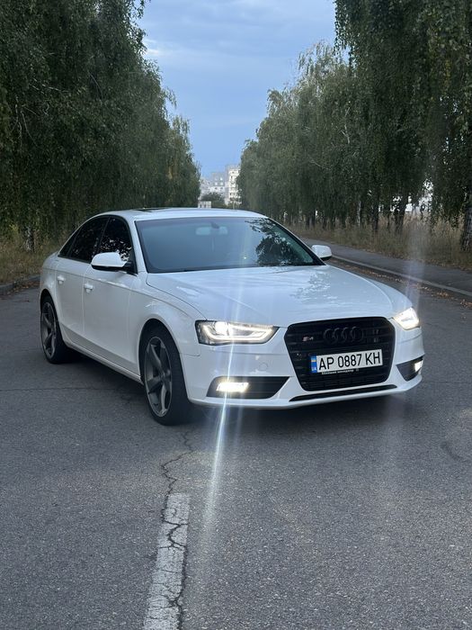 Audi A4 S-Line Quattro