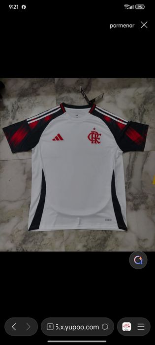 Várias camisolas para acabar stock