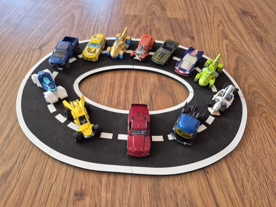 Лот машинок Hot Wheels