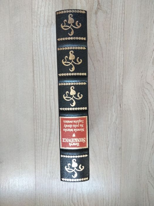 W kręgu trylogii nowa