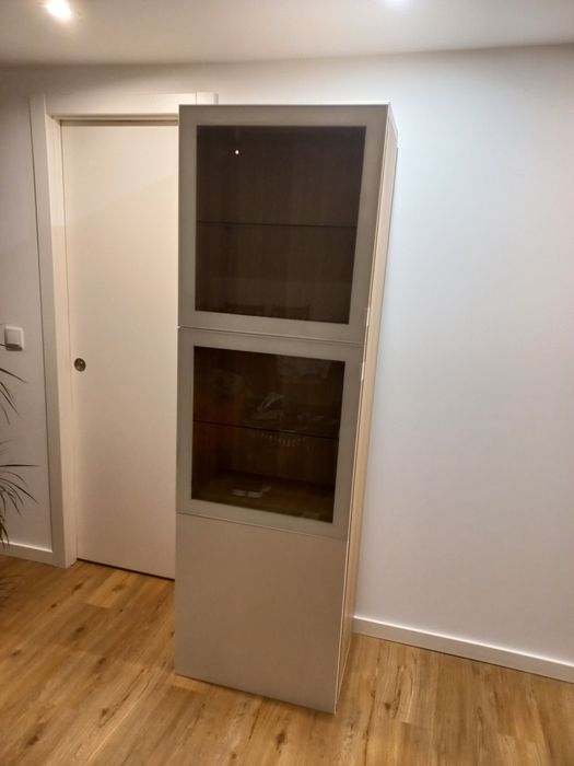 Móvel IKEA Besta em ótimo estado