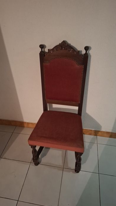Mobilia quarto de casal completa madeira escura clássico