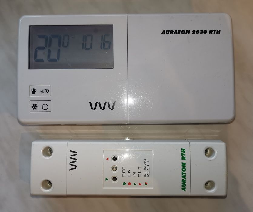 Програматор Auraton 2030 RTH із приймачем (щось одне глючить)
