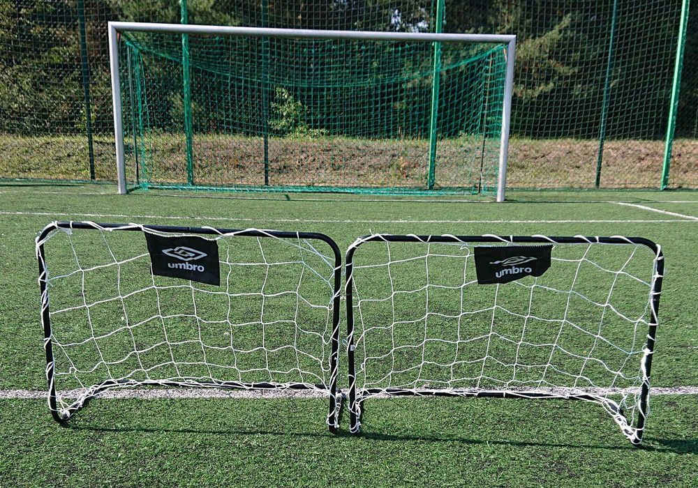 Bramki piłkarskie metalowe składane bramka dzieci zestaw 2 szt UMBRO