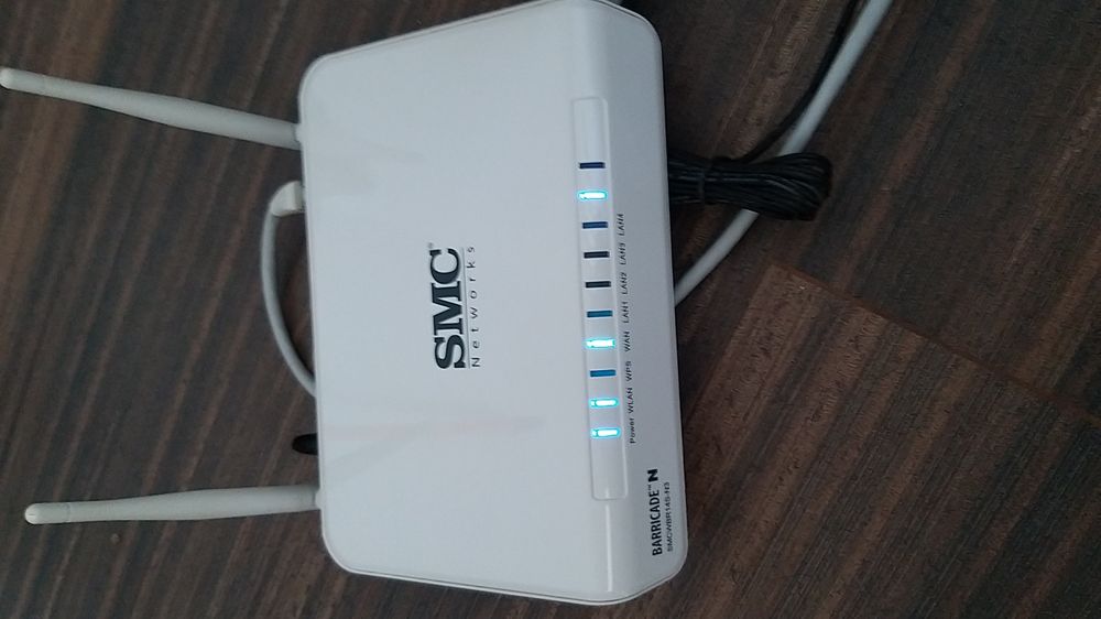 ROUTER smc barricade N 300mbps