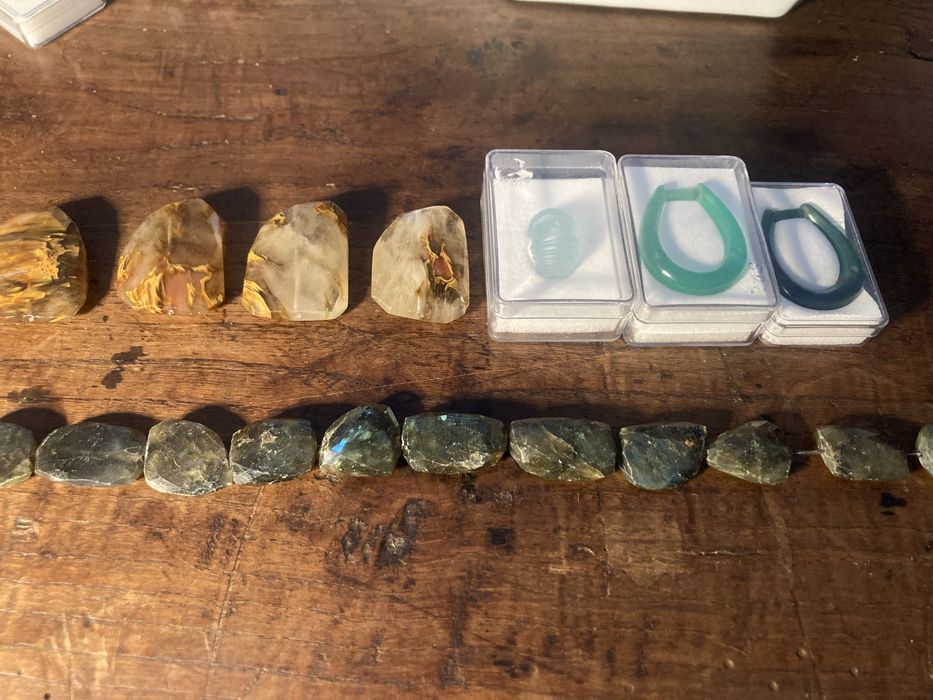 Lote de Agatas e Topazio