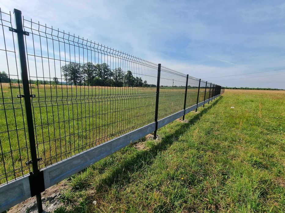 Kompletne systemy ogrodzeniowe z panela Ø4,0 mm H 1230 mm + podmurówka