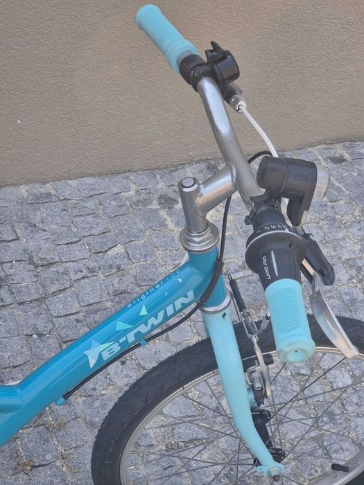 Bicicleta roda 20 polegadas - Crianças entre os 5 e 10 anos - Como Nova