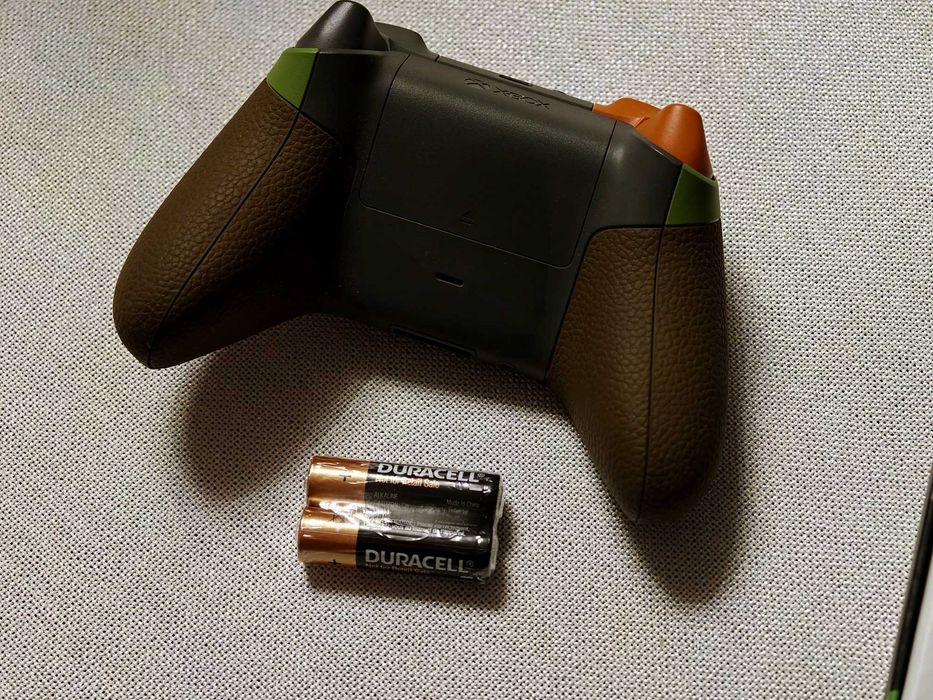 Limitowany Pad Xbox Wireless Controller Doom: The Dark Ages