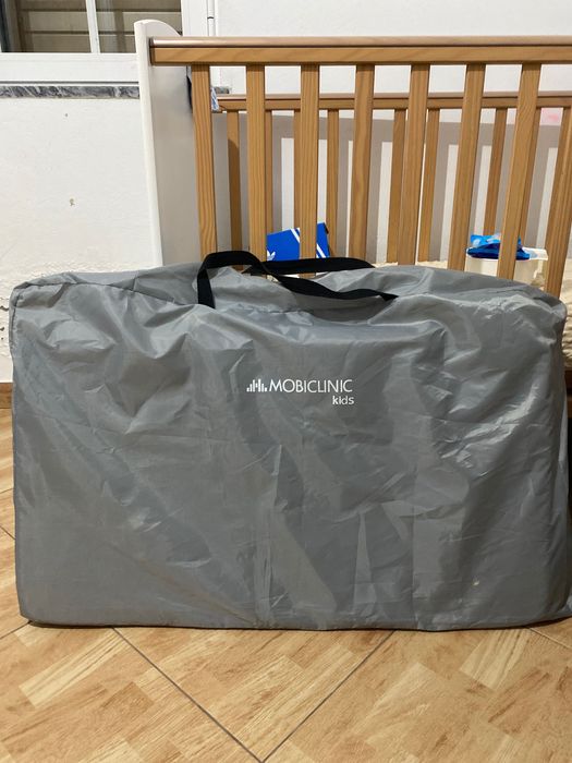 Berço de viagem em bom estado