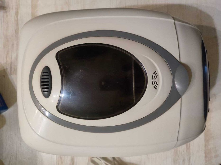 Продается хлебопечка Alaska