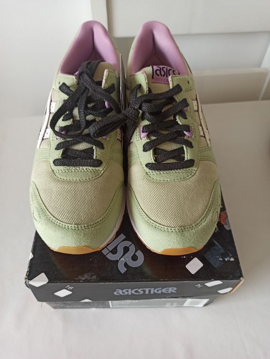 Nowe miętowe sneakersy Asics Disney 37
skóra welurowa