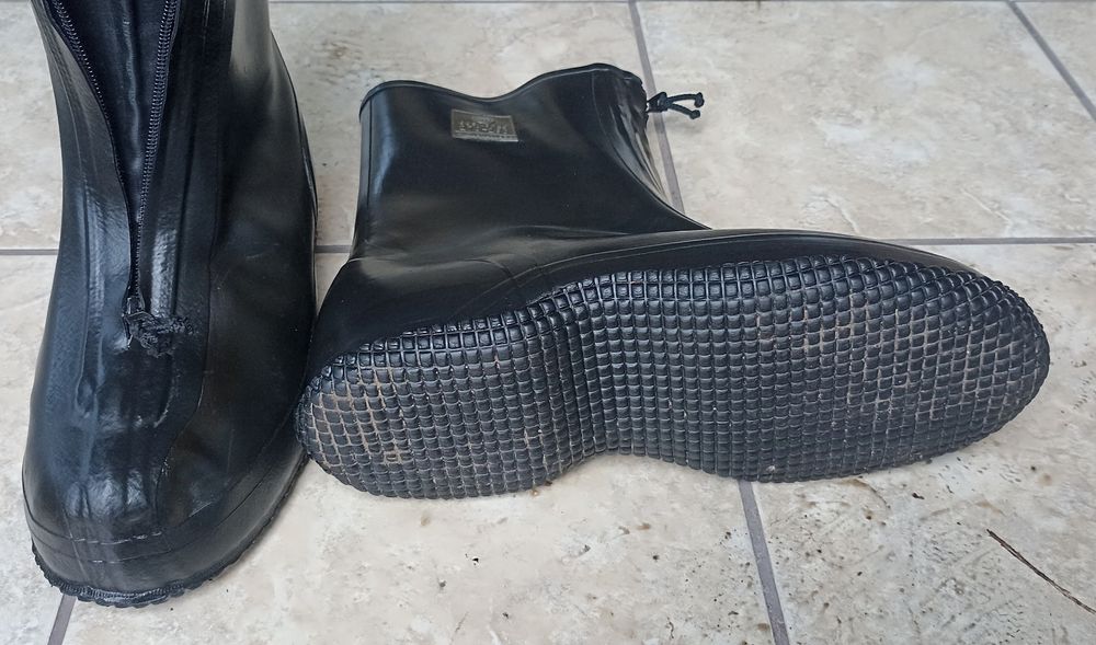 Резинові військові бахіли