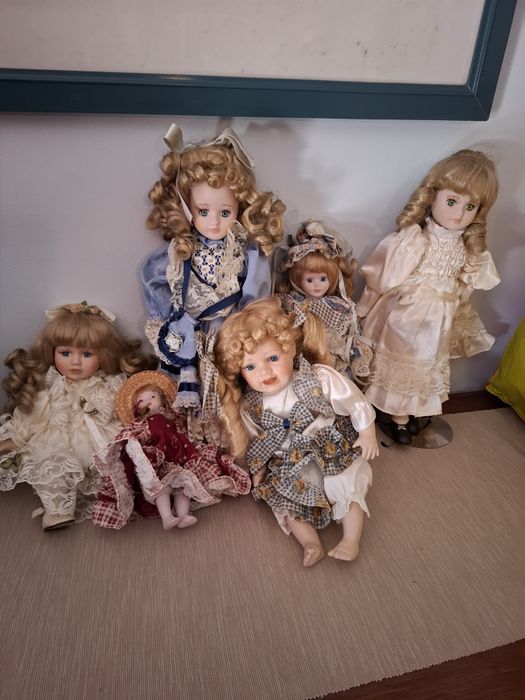 Bonecas de porcelana