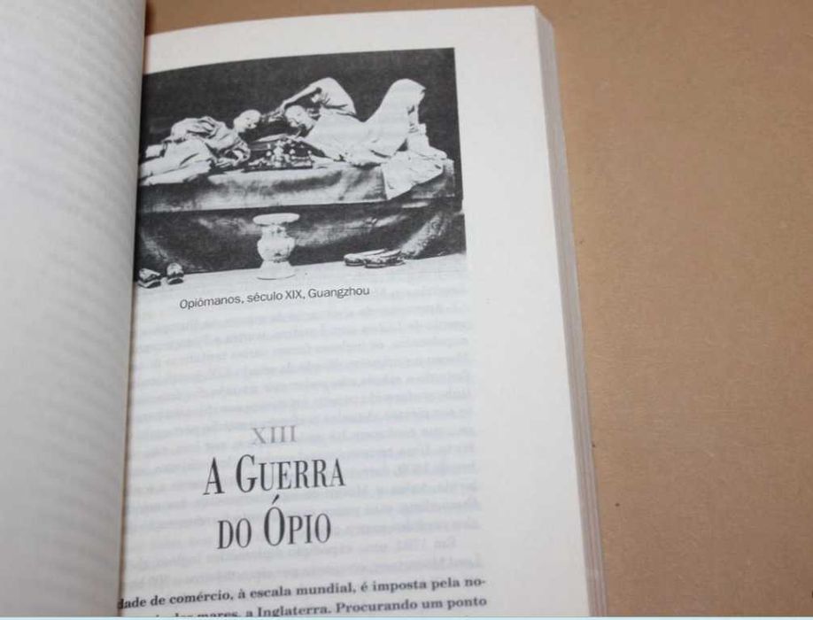500 anos de Contactos Luso -Chineses//Fernando Correia de Oliveira