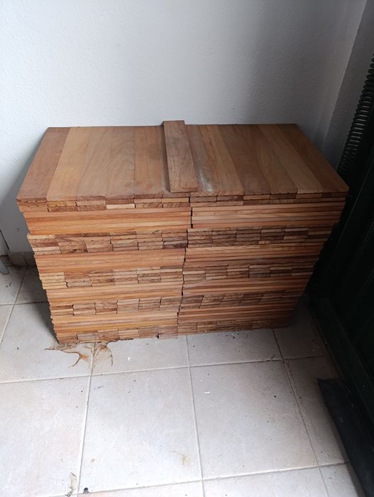 Parket ( soalho) de garapa