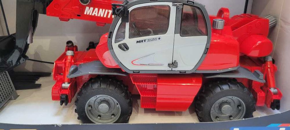 Bruder 02129 ładowarka Manitou z akcesoriami nr. 14