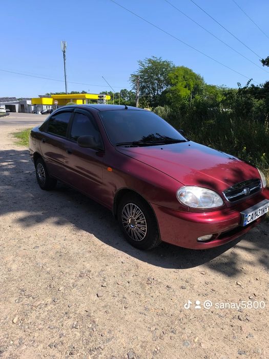 Продам Ланос SE 1.5 Бензин газ.
