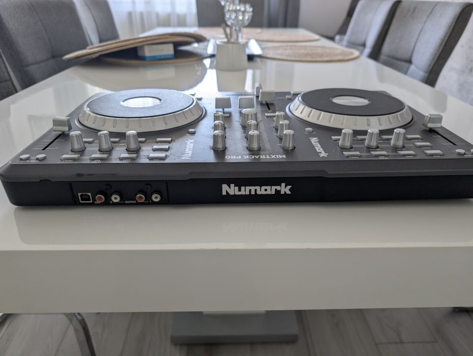 Kontroler DJ - Numark Mixtrack Pro
