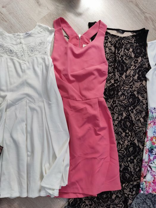 Zestaw 5 sukienek XS/ S