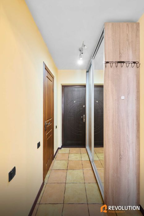 БЕЗ% 1 кім., квартира. Шевченкіський р-н, вул. Казарменна 4-Б