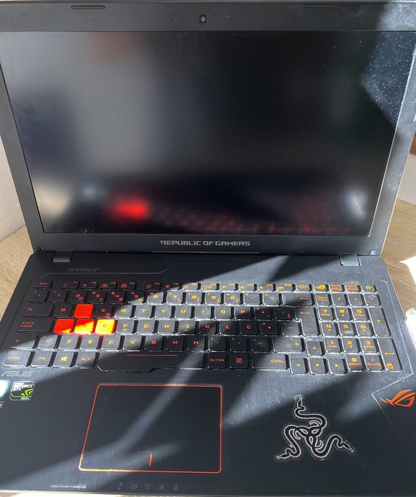 Asus  portatil Gl 553v