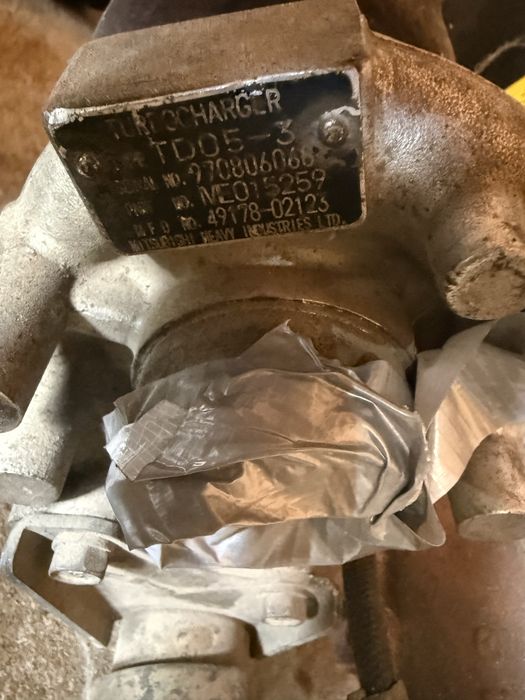 Turbo canter motor 4D34