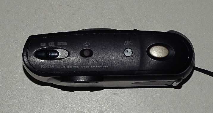 Kodak Advantix 2000 Auto Camera (1996 vintage)64550175630979122