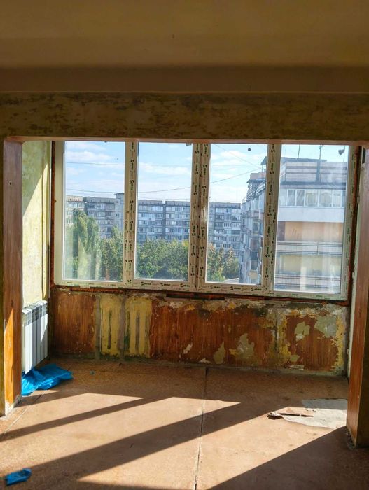 Продаж однокімнатної квартири площею 42 м.