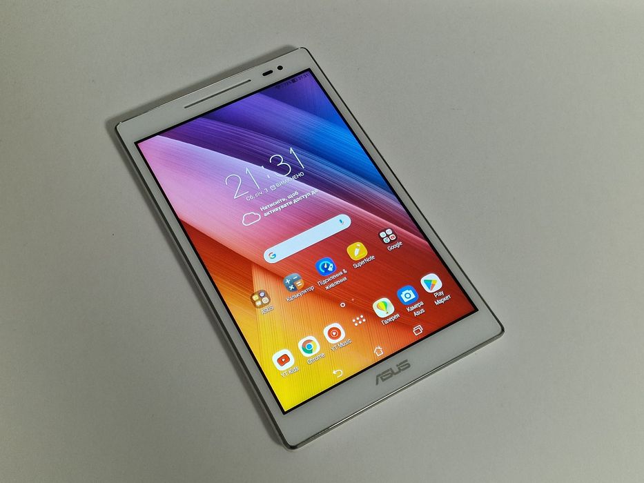 Asus ZenPad 8 P00A
