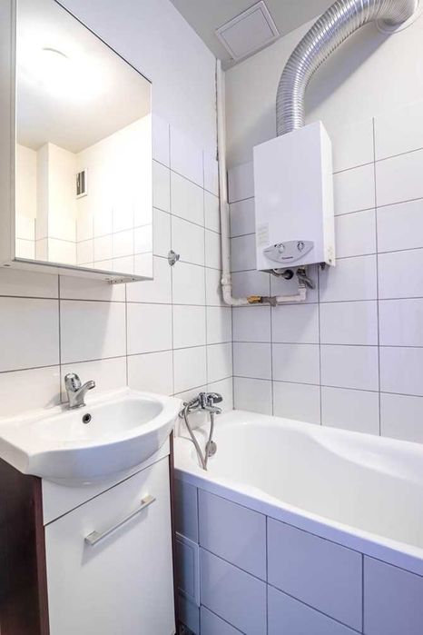 Wynajmę jasną kawalerkę, Misjonarzy Oblatów MN 26C, BRAK PROWIZJI