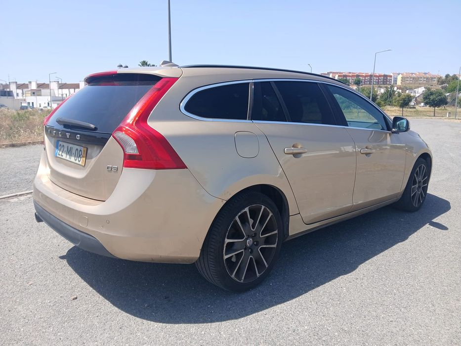 Volvo V60 2.0 D3 Momentum