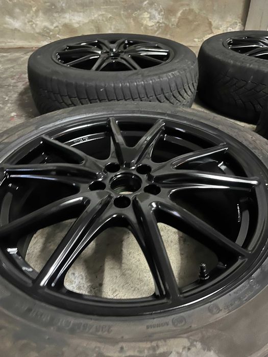 Jantes 19" 8J ET42 + Pneus 235/55 R19 – Excelente Estado