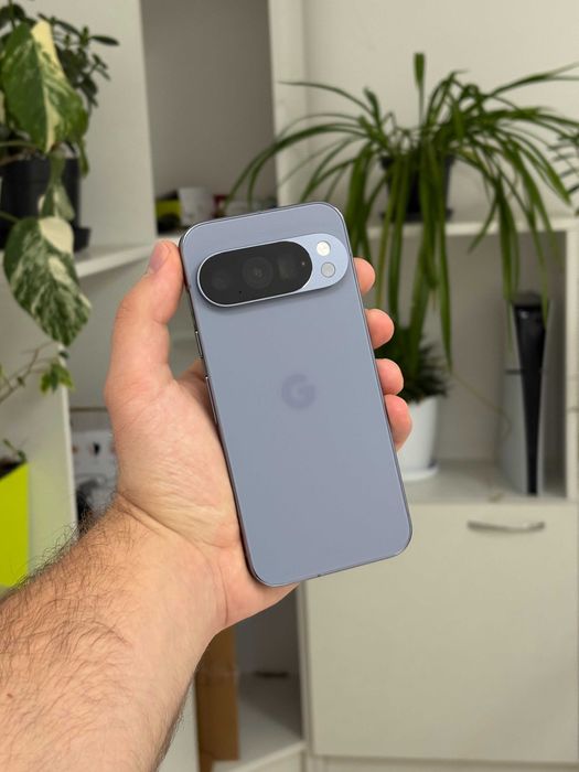 Google Pixel 10 Pro 16/128GB Moonstone Neverlock Європеєць як Новий