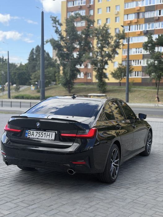 BMW 3 Series 2019 VIN WBA5R7C05LFH48132 фото оголошення 12 з 24