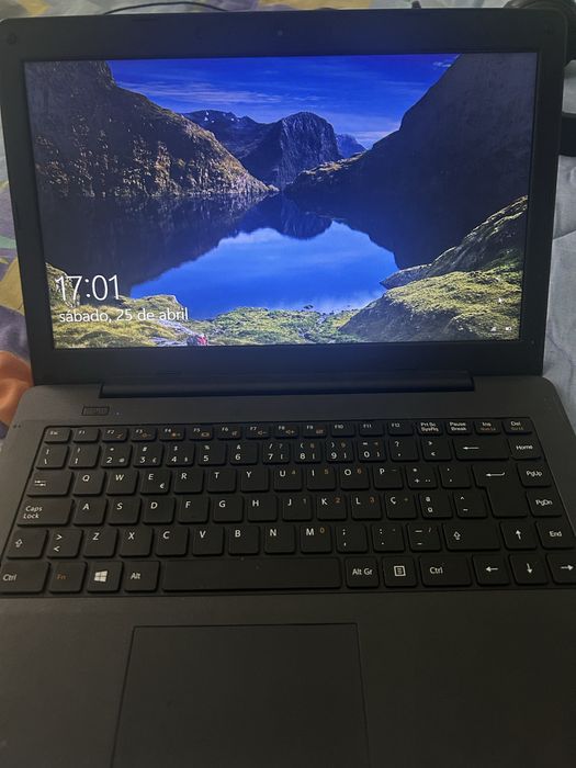 Lenovo V330-14IKB 14-