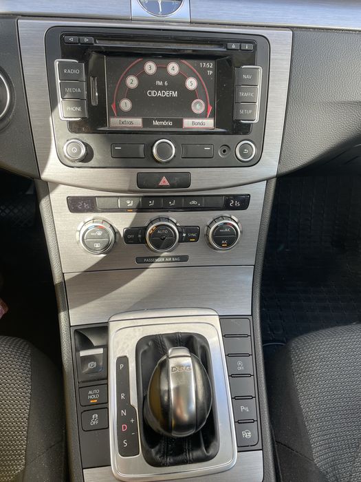 Volkswagen Passat Variant Confortline 2.0 TDI DSG