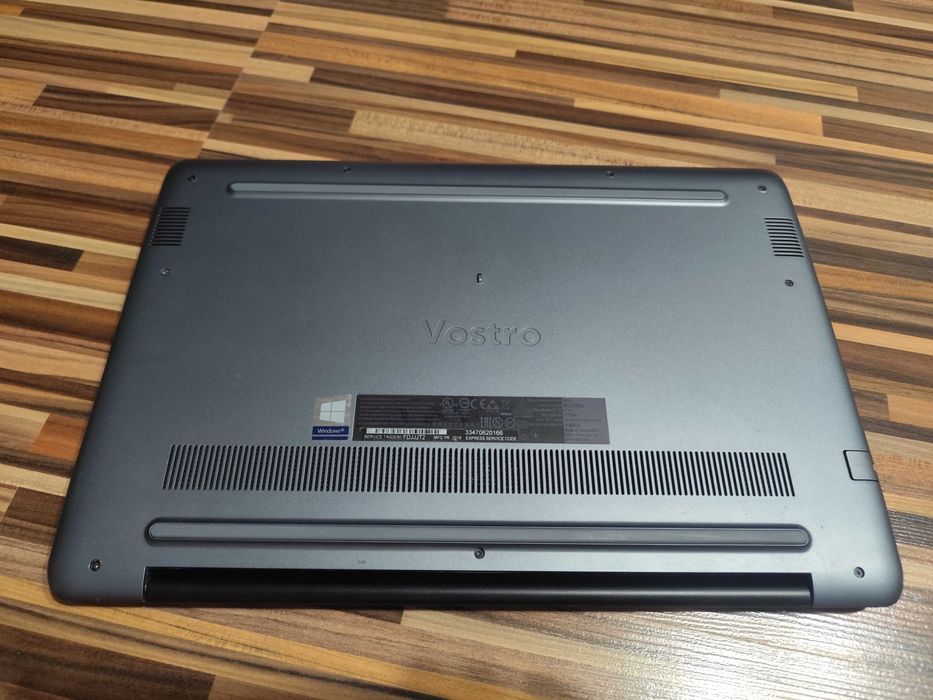 Ноутбук Dell Vostro 5581 /Core i5-8265U ( 4-яденрний)