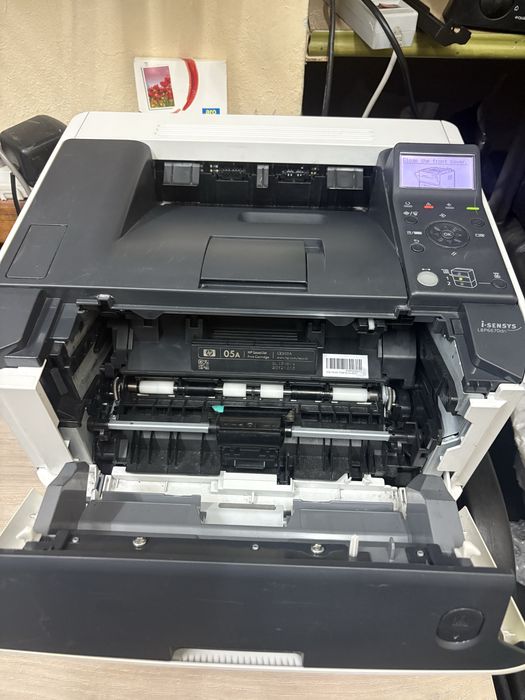 Продам принтер Canon lbp6670dn