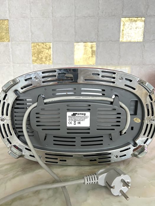 Тостер SMEG червоний