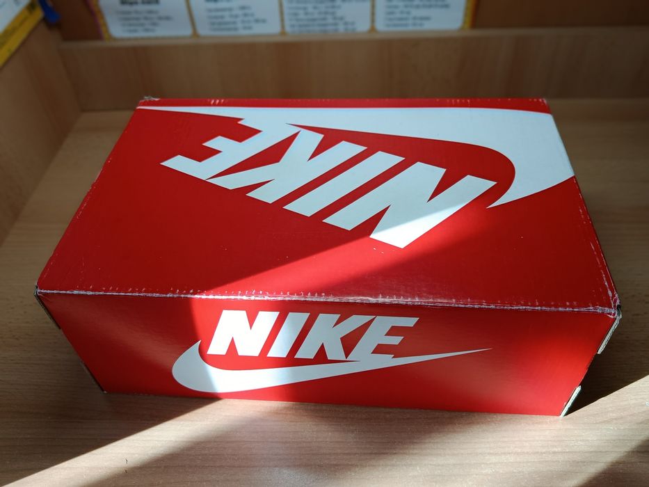 Кроссовки Nike найк