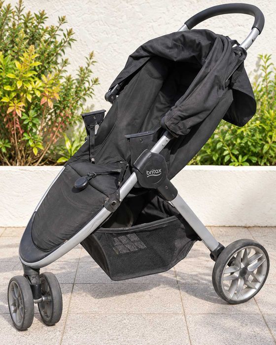 Ovo e carrinho Britax para recém-nascido e bebé – com base para automóvel
